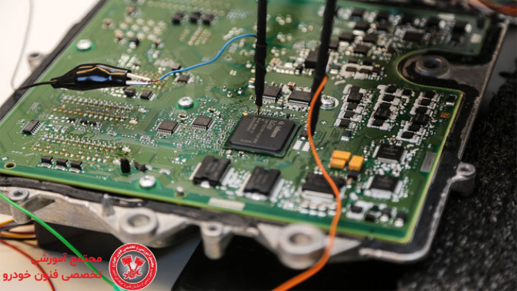 تعلیم تعمیرات ECU خودروی سنگین‌