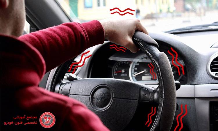 رایج‌ترین دلایل برای لرزش فرمان خودرو و آنچه باید بدانید